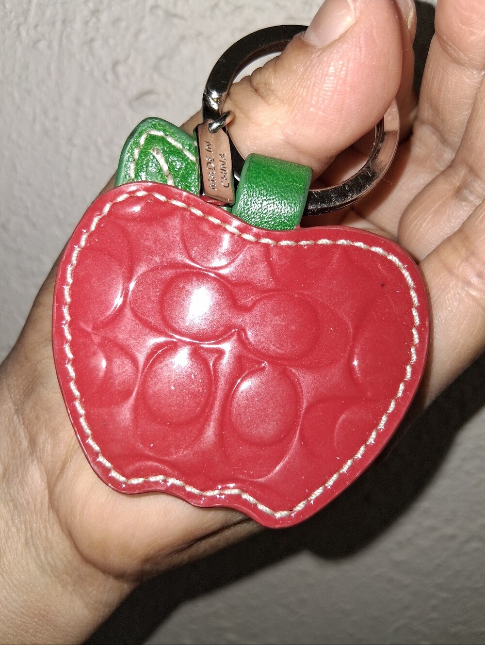 Y2k Coach Red Apple Petent Lether Keychain